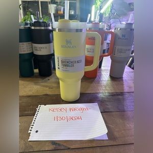 40 oz Pomelo Stanley UNRELEASED